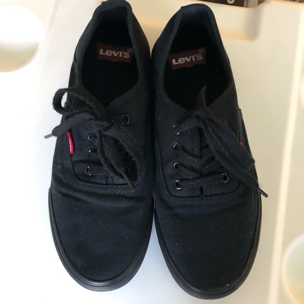 Levi black sneakers size 8